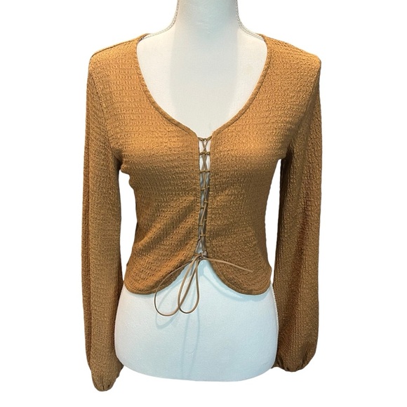 Sterling & Stitch Lace-Up Textured Top Brown Size Small Long Sleeve Cropped NWT - Picture 1 of 12